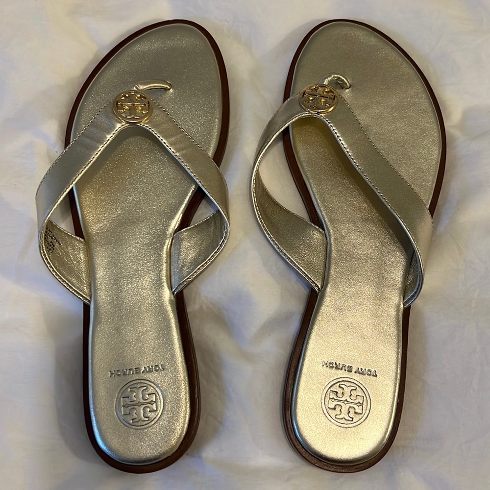 Metallic Gold Tory Burch Flipflops Size 9 EUC